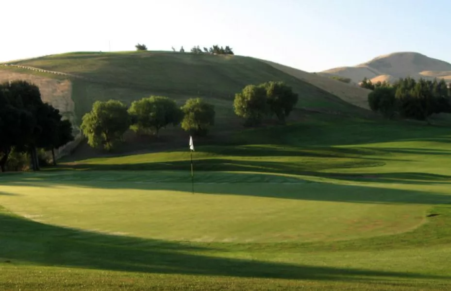 Featured image for “AVAIO Digital acquires golf course in Pittsburg, California, plans data center & technology parks”